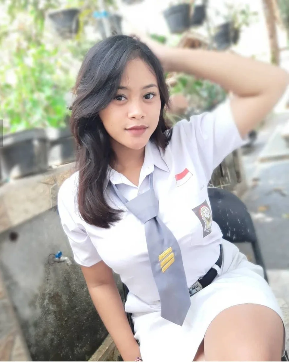 Top 7 Fenomena Guru Salsa Viral Sma di Indonesia in 2025 Viral Kiw Kiw Kontroversial dari Persaudaraan Seibu 10 Anjay Tiktok Trending Global Official